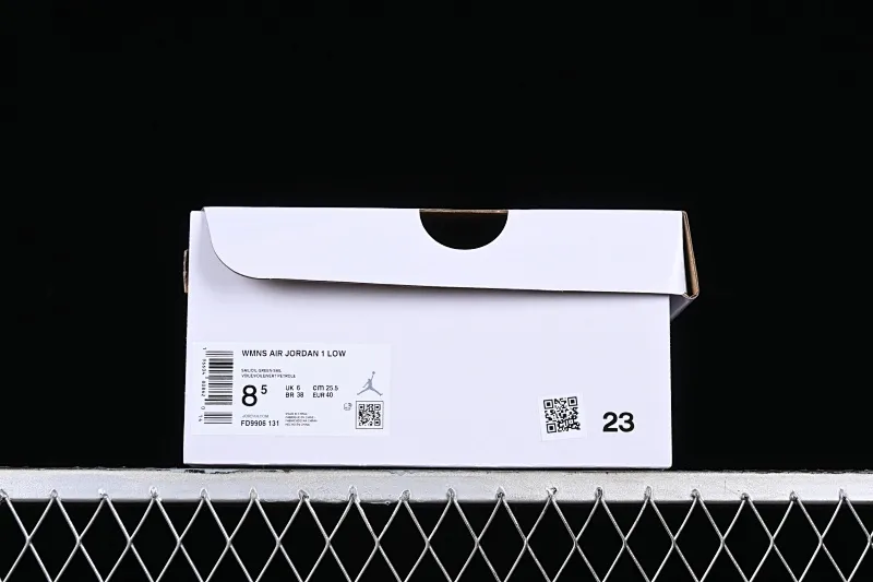 All categories Air Jordan Jordan series basketball shoes Air Jordan 1 Low Z version Air Jordan 1 Low AJ1 Joe 1 fresh green strap deconstruction low-top basketball shoes FD9906-131
